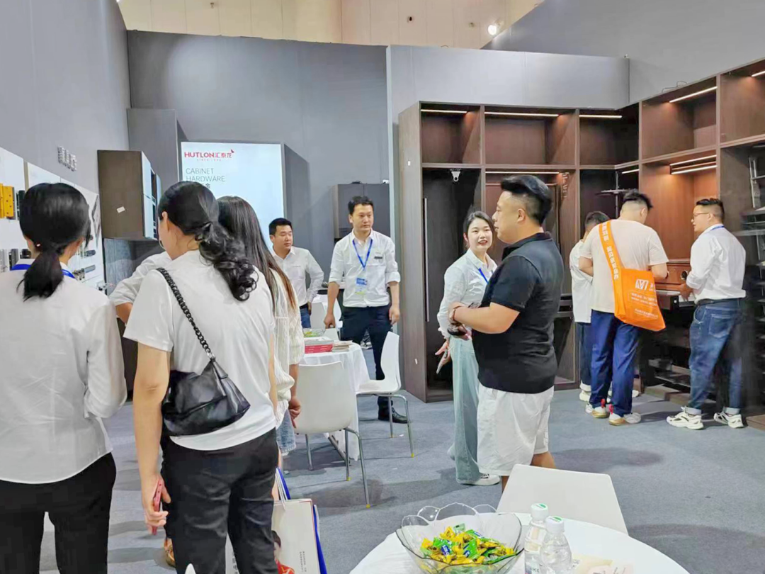 匯泰龍全屋五金震撼亮相2023中國成都建博會！